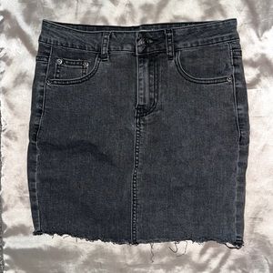 Black Mini Skirt. Size S